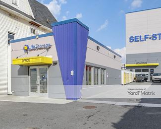 Photo 1 of Extra Space Storage - 2036 Webster Avenue, Bronx, NY
