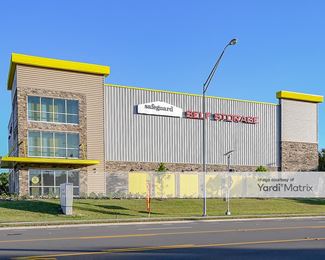 Photo 4 of Safeguard Self Storage - 4335 Royal Palm Drive, Bradenton, FL
