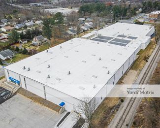 Photo 4 of Extra Space Storage - 1323 Greenwood Road, Pikesville, MD
