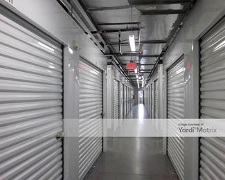 Photo 3 of Florida Discount Self Storage - 6401 Pinecastle Blvd, Orlando, FL