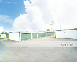 Photo 1 of Lakewood Mini-Storage - 5200 McClanahan Drive, North Little Rock, AR