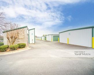 Photo 3 of Lakewood Mini-Storage - 5200 McClanahan Drive, North Little Rock, AR