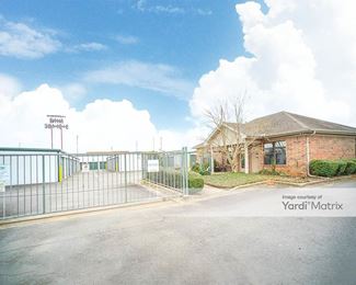Photo 4 of Lakewood Mini-Storage - 5200 McClanahan Drive, North Little Rock, AR