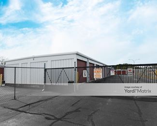 Photo 3 of Storage King USA - 3216 Mid Pine Road, Fayetteville, NC