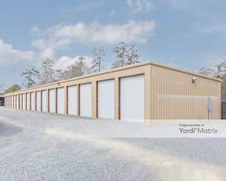 Photo 2 of Crown Storage - 10210 Park Place, Hammond, LA