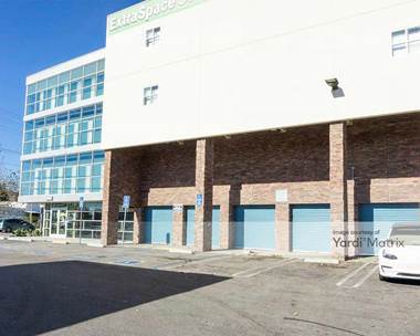 Storage Units for Rent available at 9110 De Soto Avenue, Chatsworth, CA 91311