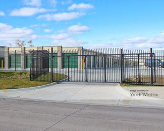 Photo 2 of Lockbox Storage - 706 Veterans Memorial Hwy, Council Bluffs, IA