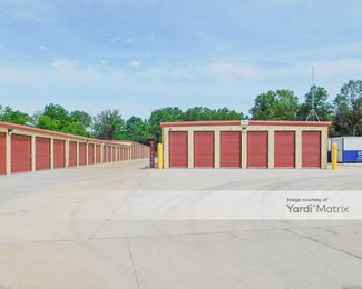 Photo 4 of St Clair Storage - 2019 North Service Road West, St Clair, MO