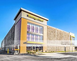 Photo 2 of StorageMart - 7200 Shawnee Mission Pkwy, Overland Park, KS