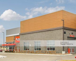 Photo 2 of Public Storage - 32724 Northwestern Hwy, Farmington Hills, MI