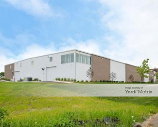Photo 4 of Yankee Doodle Self Storage - 540 Yankee Doodle Road, Eagan, MN
