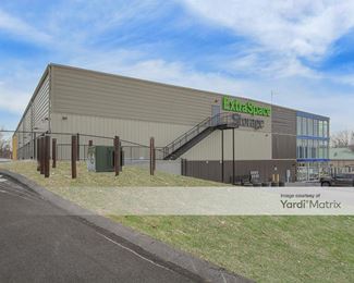 Photo 6 of Extra Space Storage - 25 John L. Dietsch Square, North Attleborough, MA