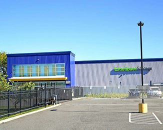 Photo 1 of Extra Space Storage - 500 Sunrise Hwy, Patchogue, NY