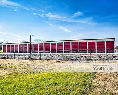 Storage Units for Rent available at 13502 North US-169, Smithville, MO 64089