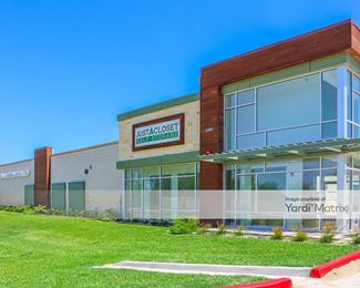Photo 3 of Move It Self Storage - 2500 South McColl Road, McAllen, TX