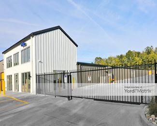Photo 3 of Extra Space Storage - 100 Delores Drive, Fenton, MO