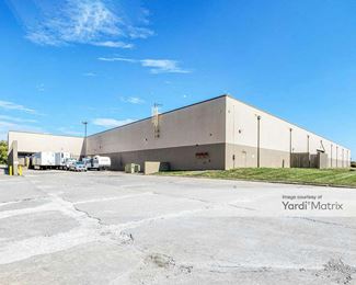 Photo 4 of UpLift Self Storage - 12420 US Hwy 71, Grandview, MO