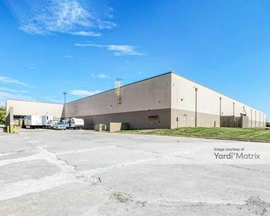 Storage Units for Rent available at 12420 US Hwy 71, Grandview, MO 64030