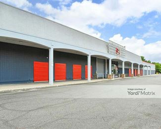 Photo 3 of Public Storage - 222 Bridgeton Pike, Mantua, NJ
