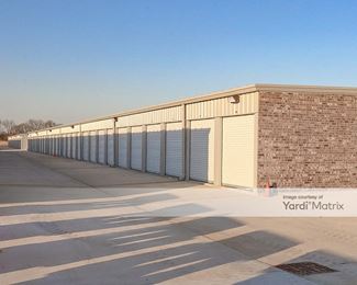 Photo 3 of Metro Mini Storage - 1140 Englewood Village Drive, Tuscaloosa, AL
