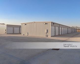 Photo 4 of Metro Mini Storage - 1140 Englewood Village Drive, Tuscaloosa, AL