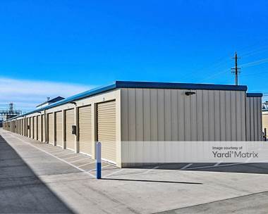 Storage Units for Rent available at 8240 Folsom Blvd, Sacramento, CA 95826