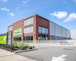 Image for Extra Space Storage - 1401 4th Avenue, New Hyde Park, NY