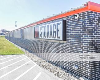 Photo 2 of DiY Storage - 5303 North 180 Street, Bennington, NE