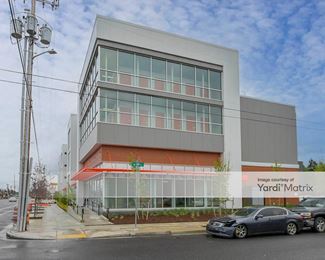 Photo 3 of Public Storage - 11858 NE Halsey Street, Portland, OR