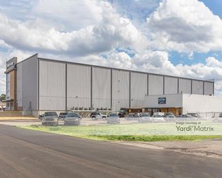 Photo 4 of Extra Space Storage - 2312 Memorial Pkwy SW, Huntsville, AL