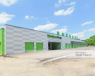 Photo 1 of Extra Space Storage - 7737 Watson Road, St Louis, MO