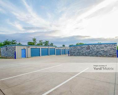 Storage Units for Rent available at 1569 NC-16 Business, Denver, NC 28037