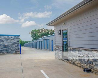 Photo 4 of Extra Space Storage - 1569 NC-16 Business, Denver, NC