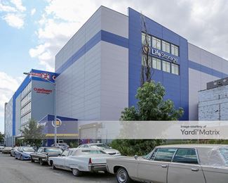 Photo 2 of Manhattan Mini Storage - 87-16 121st Street, Jamaica, NY