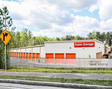 Storage Units for Rent available at 700 Northbrook Pkwy, Suwanee, GA 30024