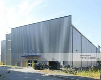 Photo 2 of Extra Space Storage - 193 Western Avenue, South Portland, ME