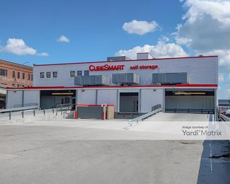 Photo 4 of StorageMart - 334 SW 8th Street, Des Moines, IA