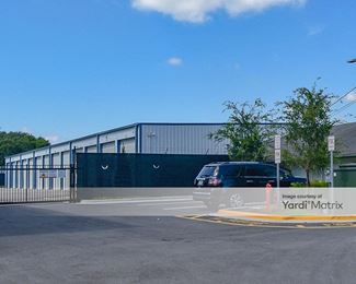 Photo 2 of Public Storage - 8550 Old Winter Garden Road, Orlando, FL