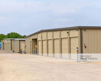 Photo 3 of Four Seasons Mini Storage - 190 Center Street, New Braunfels, TX