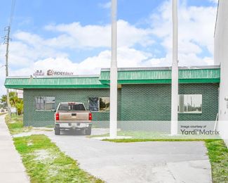 Photo 3 of Pinellas Storage - 13755 US Highway 19 North, Clearwater, FL