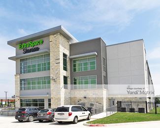Photo 1 of Extra Space Storage - 2517 IH-35 South, New Braunfels, TX