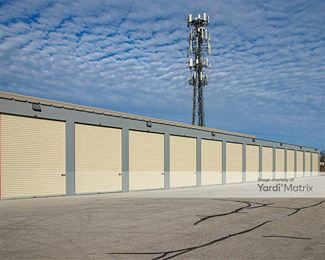 Photo 2 of Extra Space Storage - 10448 North Port Washington Road, Mequon, WI