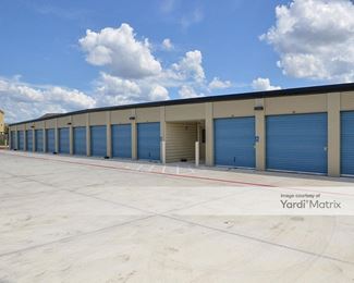 Photo 4 of 10 Federal Self Storage - 720 Harry Miller Pass, Seguin, TX