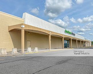 Photo 3 of Extra Space Storage - 1011 Scranton Carbondale Hwy, Scranton, PA