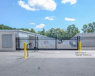 Photo 3 of Pinnacle Storage - 2618 North College Road, Wilmington, NC