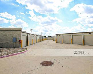 Photo 5 of Extra Space Storage - 103 Hardeman Blvd, Justin, TX