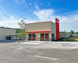 Photo 4 of Public Storage - 12380 SE Highway 464, Ocklawaha, FL