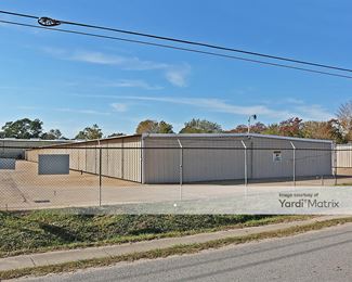 Photo 5 of Houston Boat-Car Storage - 1611 Oak Tree, Houston, TX