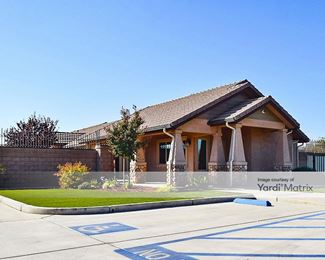 Photo 1 of Derrel-s Mini Storage - 3170 East Shaw Avenue, Clovis, CA