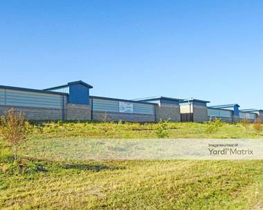 Storage Units for Rent available at 17700 East Colfax Avenue, Aurora, CO 80011